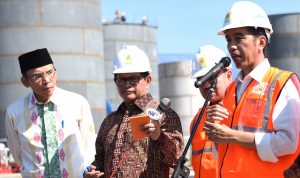 Presiden saat groundbreaking Mobile Power Plant Jeranjang berkapasitas 2×25 mw di Lombok Barat, NTB, Sabtu (11/6)/Foto: Humas/Nia