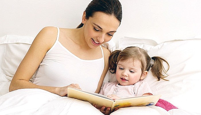 6 manfaat bercerita sebelum anak Anda tidur.