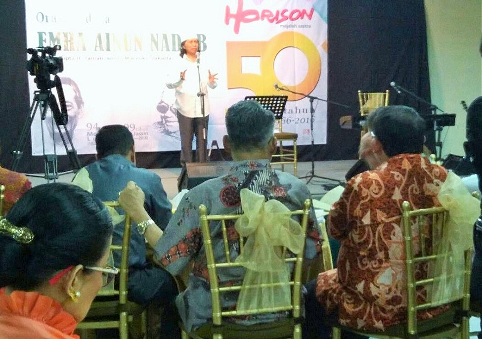 Orasi Budaya oleh Emha Ainun Nadjib dalam acara 50 Tahun Majalah Sastra Horison, 26 Juli 2016/Foto Selendang/Nusantaranews