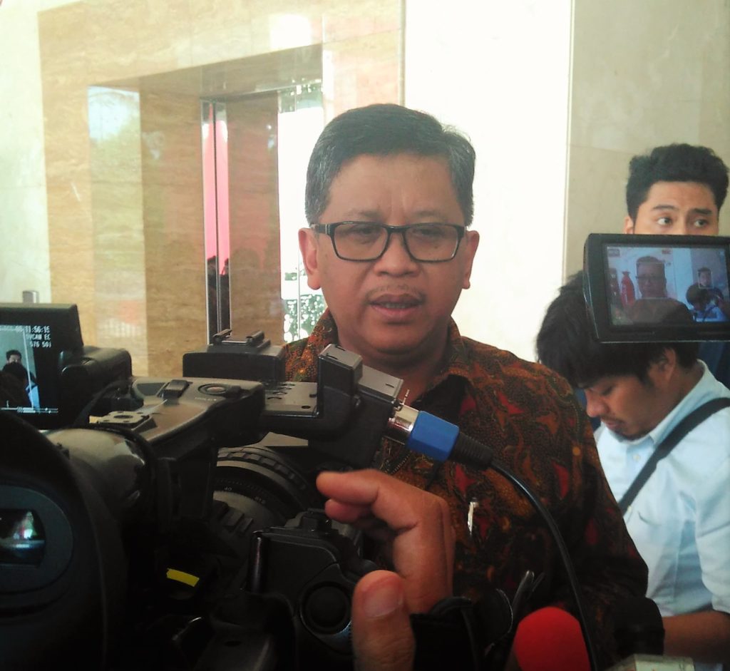 Sekjen PDI Perjuangan, Hasto Kristiyanto di Kantor DPP PDIP, Jalan Diponegoro, Jakpus, Jumat (19/8)/Foto: Eriec Dieda/Nusantaranews