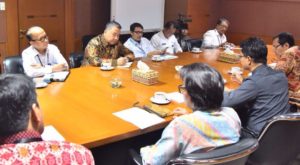 Mendesa Eko Putro Sandjojo berdiskusi dengan pimpinan KPK, Senin (8/8)/Foto: Istimewa