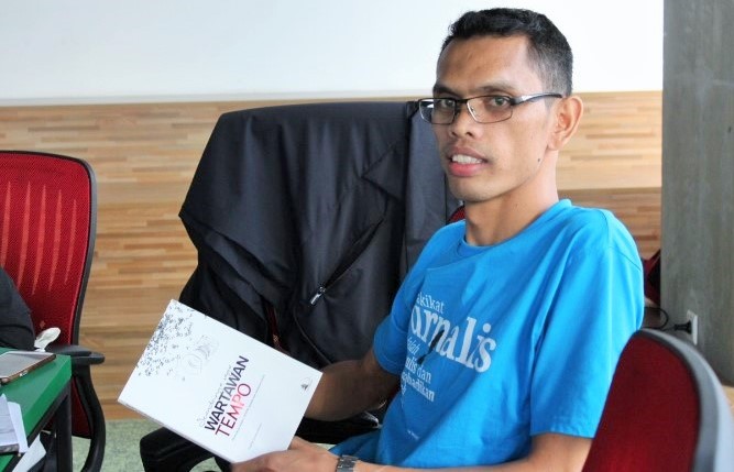 Tongam Sinambela, seorang dosen yang ingin menjadi jurnalis. Foto:Andika/Nusantaranews