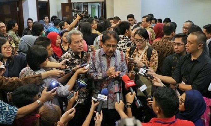 Menteri ATR/Kepala BPN Sofyan A. Djalil usai Konferensi Pers 2 tahun pemerintahan Jokowi-JK di Kantor Staf Presiden, Jakarta, Jumat (21/10)/Foto: Dok. Humas Kementerian ATR/BPN
