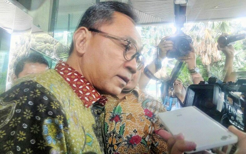 Ketua MPR Zulkifli Hasan saat membesuk Irman Gusman di KPK, Senin (10/10)/Foto Fadilah / Nusantaranews