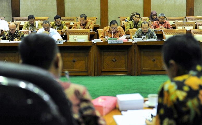 Menteri Koperasi dan UKM rapat dengan DPR RI di ruang rapat Komisi VI DPR, Senayan, Jakarta, Rabu (19/10)/Foto: Dok. Humas Kemenkop dan UKM