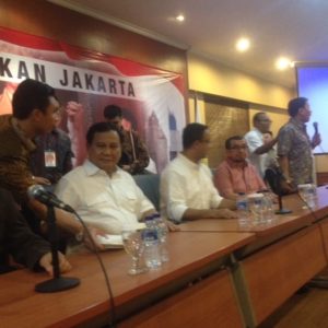 Prabowo Subianto, Anies Baswedan serta Habib Salim Segaf Al Jufri sesaat sebelum Rapat Pleno ke 4 di Kantor DPP Partai Gerindra/Foto Deni