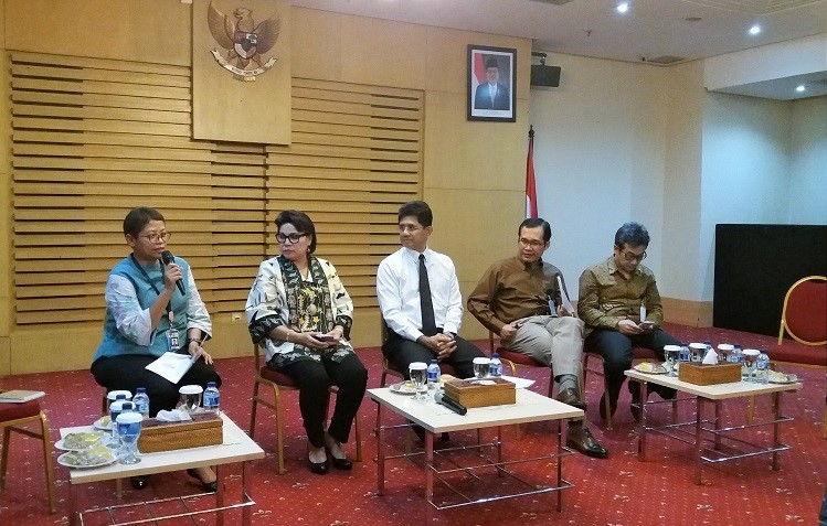 Menurut Wakil Ketua KPK Alexander Marwatta (Berbaju cokelat kedua dari kanan)/Foto Fadilah / NUSANTARAnews