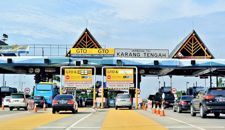 Gerbang Tol Karang Tengah/Foto: dok. TanggerangNews