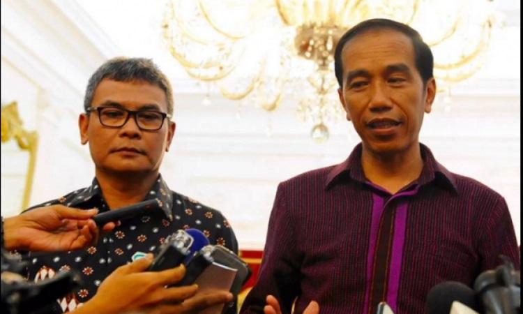 Johan Budi bersama presiden jokowi. Foto Nusantaranews via redaksiindonesia