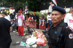 Sampah Berserakan pada Aksi Kita Indonesia/Foto Nana (Istimewa)