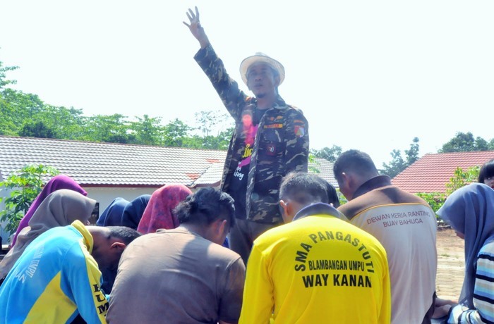 Ketua PC GP Ansor Waykanan Gatot Arifianto memotivasi peserta BPUN Dok GP Ansor Waykanan/Foto Aswaja/ NUSANTARAnews