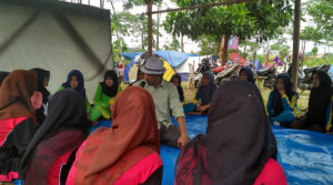 Penggiat Gusdurian Lampung Gatot Arifianto mengisi materi kepemimpinan di acara Pemula Way Kanan/ Foto Disisi Saidi Fatah