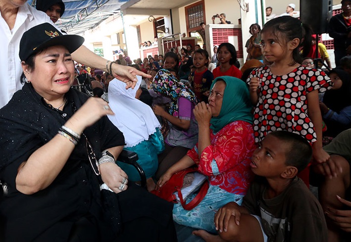 Putri Sang Proklamator RI, Rachmawati Soekarnoputri Tampak bersedih. Foto Ilustrasi via detak.co