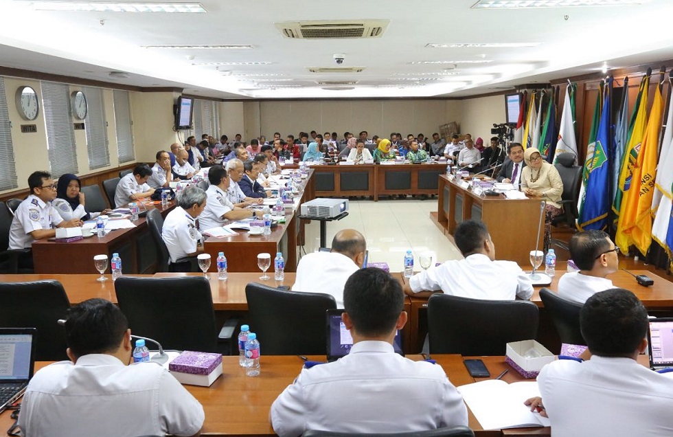 Rapat Kerja Komite II DPD RI bersama jajaran Kementerian Perhubungan (Dokumentasi Humas DPD RI). Foto DeniNusantaranews