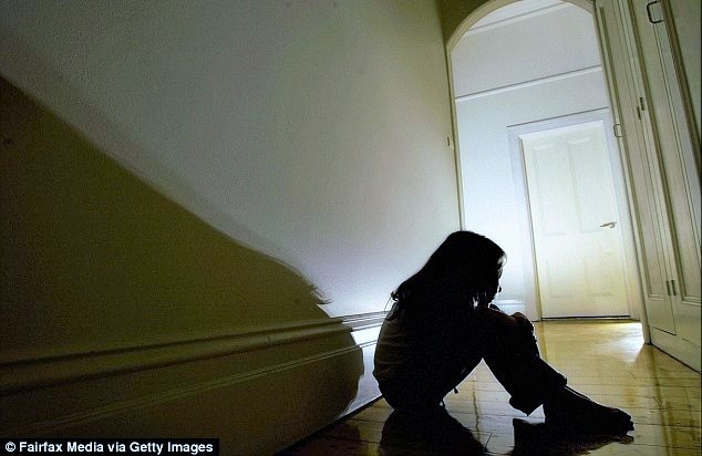 Rape a girl under the age of/Foto: dailymail.co.uk