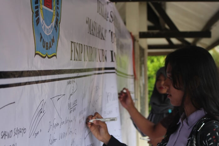 Deklarasi Masyarakat Tuban Anti Hoax. Foto Dok pribadi