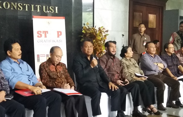 Ketua Mahkamah Konstitus (MK), Arief Hidayat Saat Konferensi Pers Kamis (26/1/2017). Foto Fadilah/Nusantaranews