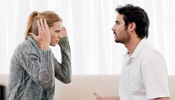 4 cara tepat menyikapi pertengkaran dengan pasangan.