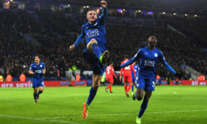Para pemain Leicester melakukan selebrasi usai mencetak gol ke gawang Liverpool/Foto: Dok. Sky Sports