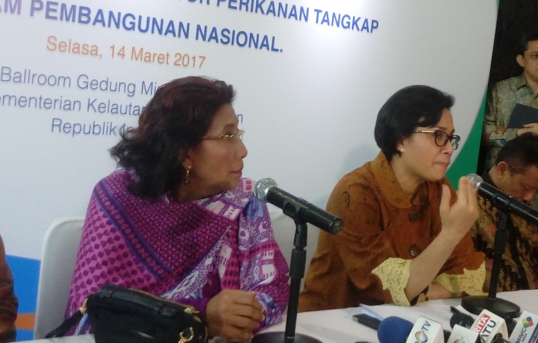 Menteri Keuangan (Menkeu) Sri Mulyani dan Menteri KKP Susi Pudjiastuti/Foto Andika/Nusantaranews