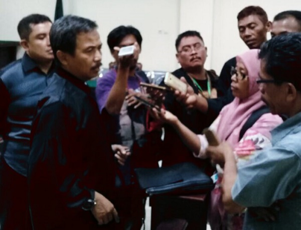 Keterangan Pers Dari Penasehat Hukum Mantan Wabup Ponorogo/Foto Nurcholis/Nusantaranews
