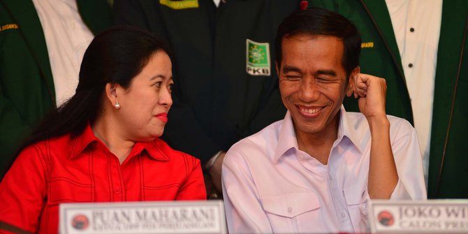 Jokowi bersama Puan Maharani/Foto via dekandidat/Nusanataranews