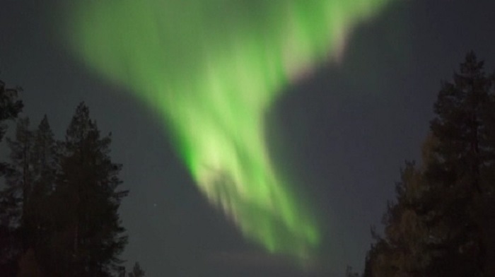 Penampakan Aurora di Langit Finlandia. Foto: Reuters