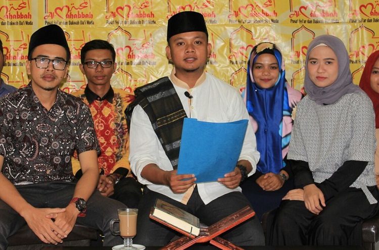 Da'i dan Da'iyah Muda Al-Mahabbah. (Foto Dok. Pribadi/Nusantaranews)