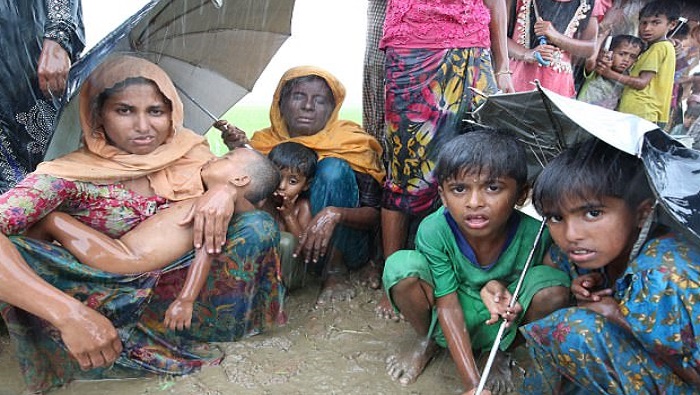 Etnis Rohingya harus meninggalkan Rakhine, kampung halamannya di Myanmar yang sudah ditempati selama beberapa generasi. (Getty Images)