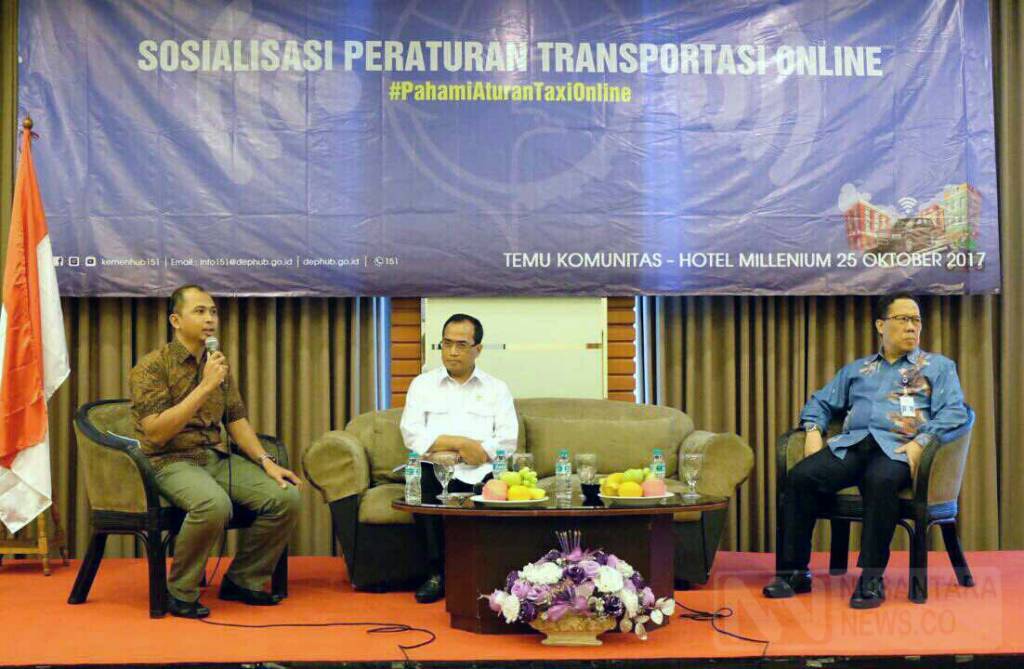 Menteri Perhubungan Budi Karya Sumadi dalam diskusi "Mengupas Polemik Peraturan Transportasi Online" di Jakarta, Rabu (25/10/2017). (Foto: Ricard Andika/NusantaraNews)