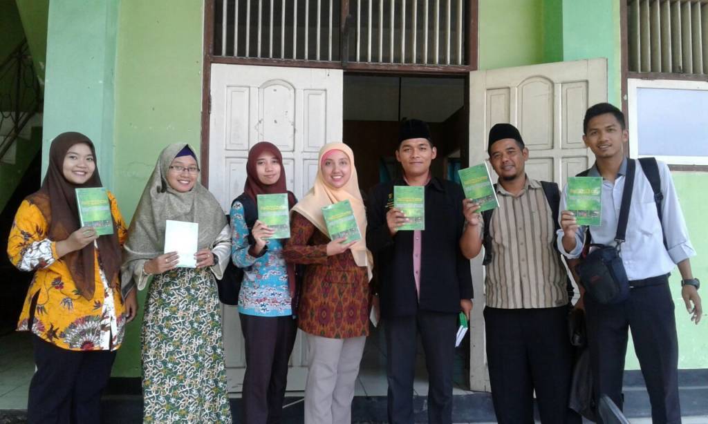 Dosen PIAUD STAINU Temanggung karena ia meluncurkan buku yang berjudul "Pendidikan Karakter Berbasis Budaya Pesantren" di kampus STAINU Temanggung, Sabtu (21/10). (Foto: Istimewa)