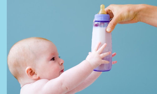 Susu Formula Bayi dinilai memiliki kandungan bahan kimi berbahaya. Foto: Dok. Southernature/ NusantaraNews