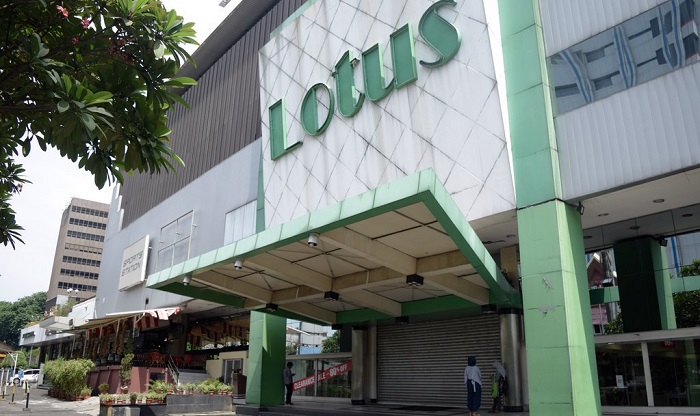 Ritel Lotus mulai tutup, Pertanda RIndustri Mall. Foto Mico/Tirto.id