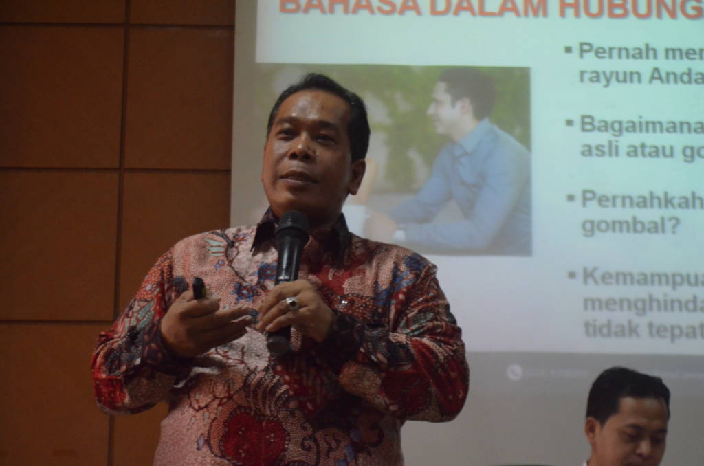 Rektor Unnes Semarang Prof. Dr. Fathur Rokhman M.Hum. Foto: Rosidi/NUSANTARANEWS
