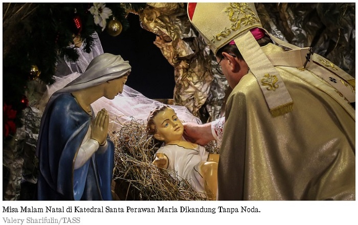 Misa Malam Natal di Katedral Santa Perawan Maria Dikandung Tanpa Noda. Foto: Dok. TASS