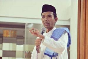 Fahri Hamzah Sebut UAS Jangkar Umat Islam Pendamping Prabowo