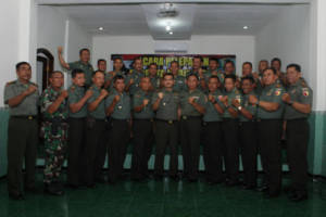 Pelepasan jabatan Danramil 0808/06 Srengat, Kapten Inf Podo prajurit Kodim 0808 Blitar. Foto: Amrin/NusantaraNews