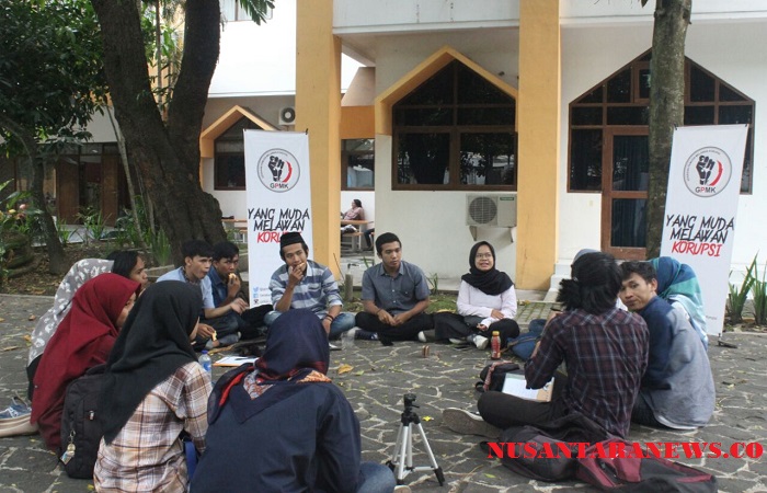 Gerakan Pemuda Melawan Korupsi (GMPK) UIN Sunan Kalijaga Yogyakarta. (Foto: Tri Mulyani/NusantaraNews)