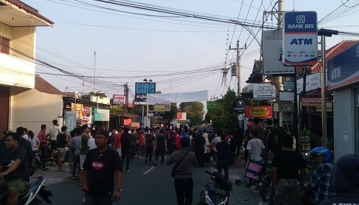Densus 88 Tangkap Terduga Teroris di Yogyakarta (Foto Dok. Warga)