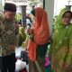 Tahlil Kubro & Halal Bihalal Muslimat dan Tasyakuran Kemenangan Khofifah-Emil di Mulyorejo Baru, Kelurahan Babat Jerawat, Surabaya. (FOTO: NUSANTARANEWS.CO/Setya)