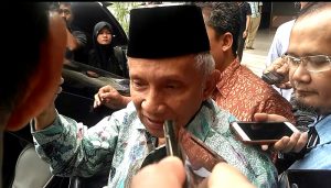 Komentari Debat Pertama, Amien Rais: Pak Prabowo Terlalu Santun