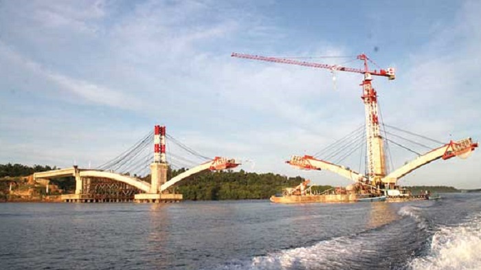 Infrastruktur Jembatan Pulau Balang Kaltim. (FOTO: Dok. Kaltim Post)
