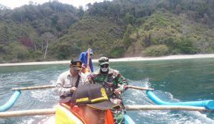 Rombongan Kunjungi Pulau Terluar Nuso Barong Wiliayah Kodim 0824