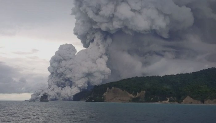 Aktivitas Vulkanik Gunung Anak Krakatau. (FOTO: Istimewa)