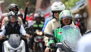 Calon Presiden RI Prabowo Ikut Panas-panasan Bersama Ribuan Ojol di Sentul