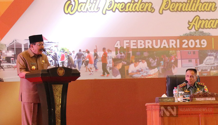 Gubernur Jatim Soekarwo Kumpulkan Forkopimda se-Jatim pada Senin (4/2/2019). (Foto: Setya/NUSANTARANEWS.CO)