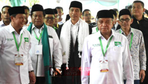 Jokowi Abangan, Comot Atribut NU dan Benamkan Legacy Gus Dur