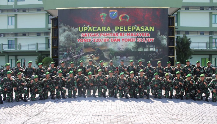Setelah hampir kurang lebih 9 bulan ditugaskan di perbatasan Indonesia-Malaysia, akhirnya Yonif 320/BP dan Yonif 511 DY resmi dibebastugaskan Senin (25/2/2019). (Foto: Istimewa/NUSANTARANEWS.CO)