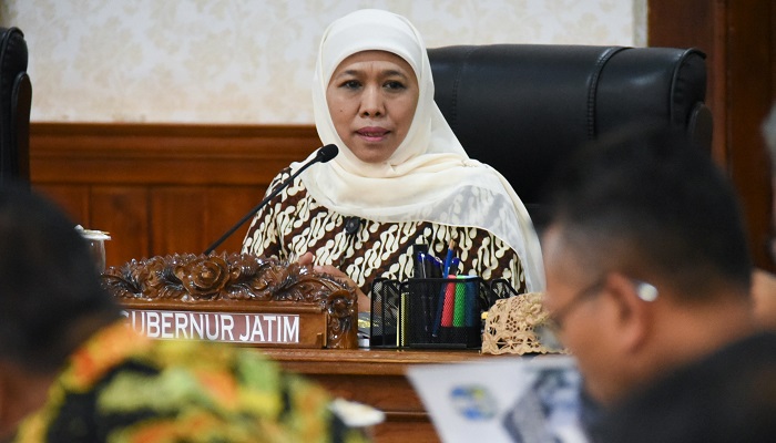 Gubernur Jatim Khofifah Indar Parawansa mengingatkan soal antisipasi menghadapi bencana kekeringan di Jawa Timur, Kamis (4/4/2019). (Foto: Setya N/NUSANTARANEWS.CO)