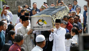 Ani Yudhoyono Wafat, Demokrat Instruksikan DPC Demokrat se-Jatim Kibarkan Bendera Partai Setengah Tiang